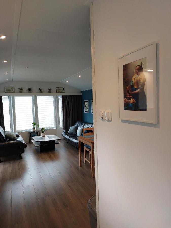 Modern En Chic Chalet Tot 4 Personen Op De Veluwe Recreatiepark De Oude Driest Putten Exteriér fotografie